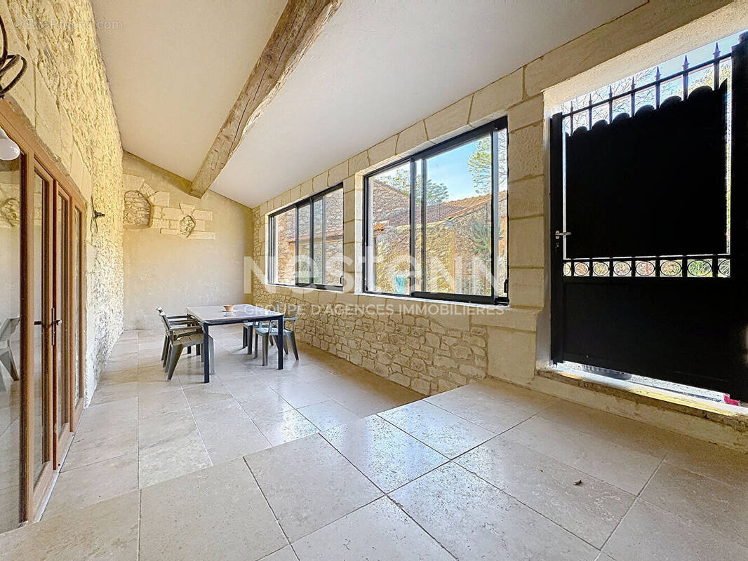 Maison à CREISSAN
