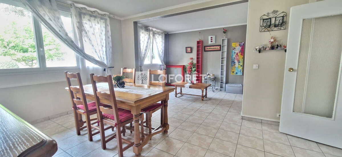 Appartement Gonesse 4 pièce(s) 69m2 centre ville GONESSE - photo 2