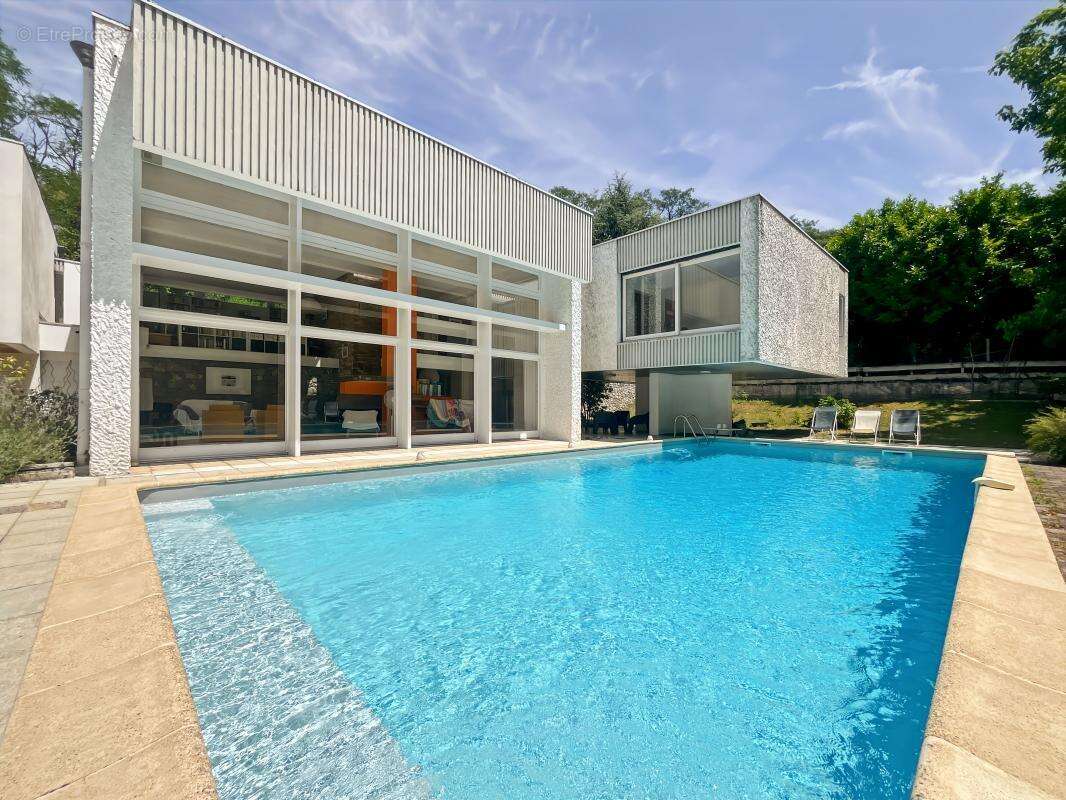 Maison à LORIOL-SUR-DROME