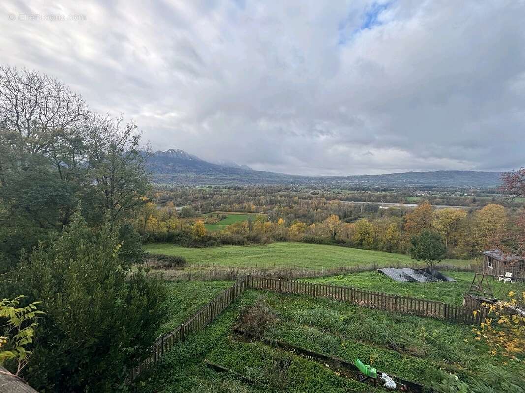 Maison à BONNEVILLE