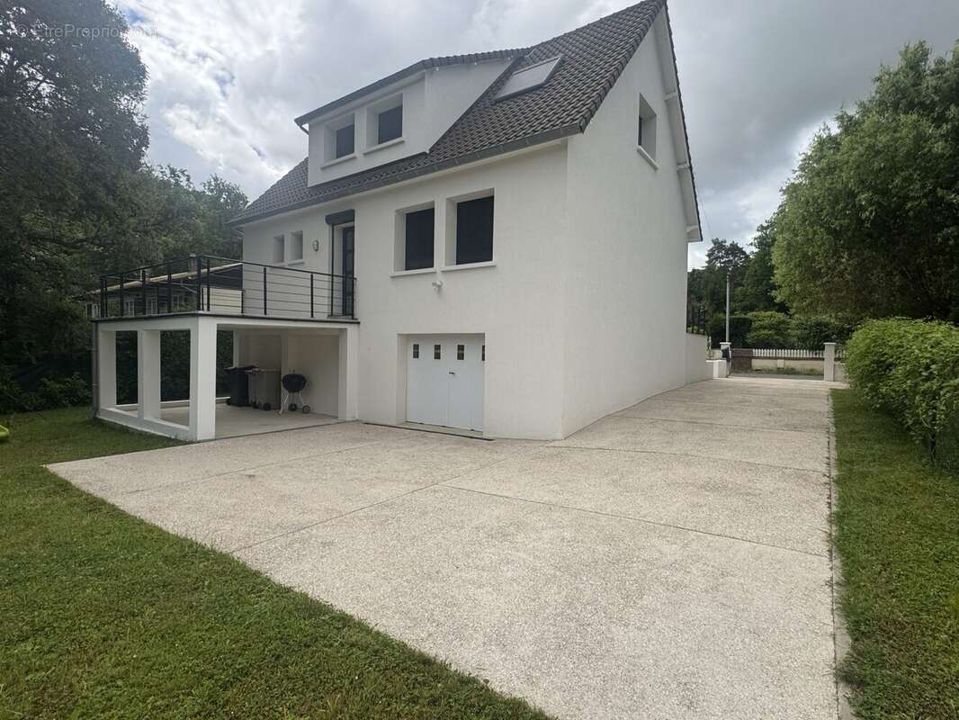 Maison 115 m² à Boullay-Les-Troux  - photo 8
