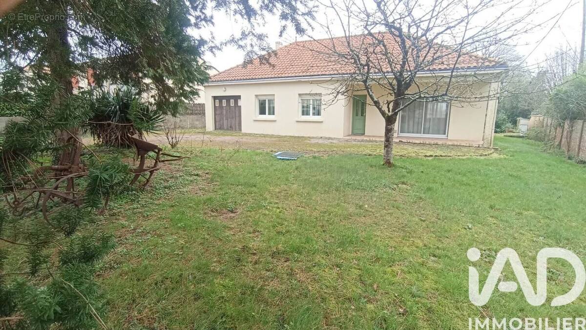 Photo 1 - Maison à NESMY