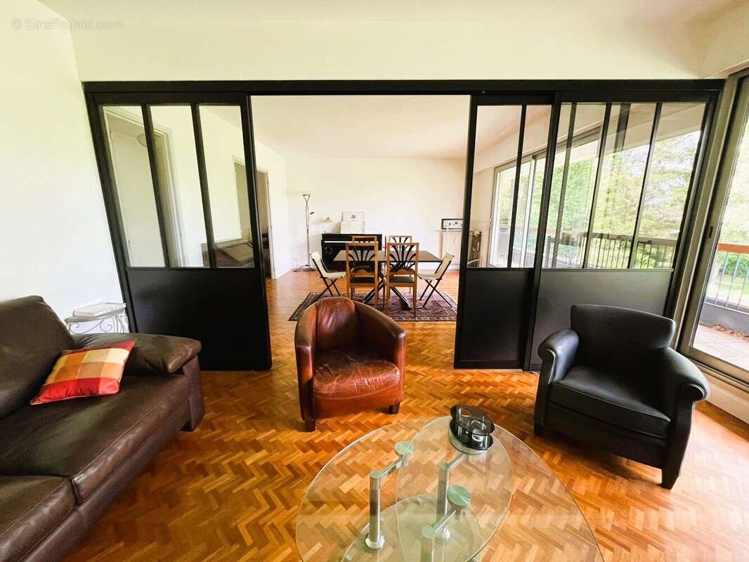 Appartement à RUEIL-MALMAISON