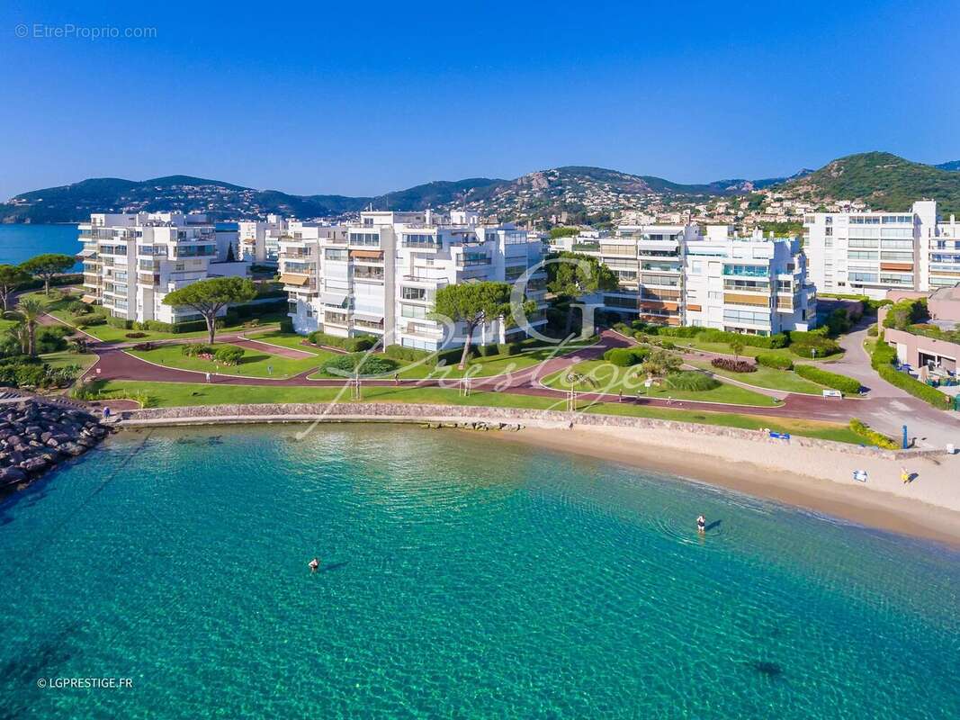 Appartement à MANDELIEU-LA-NAPOULE