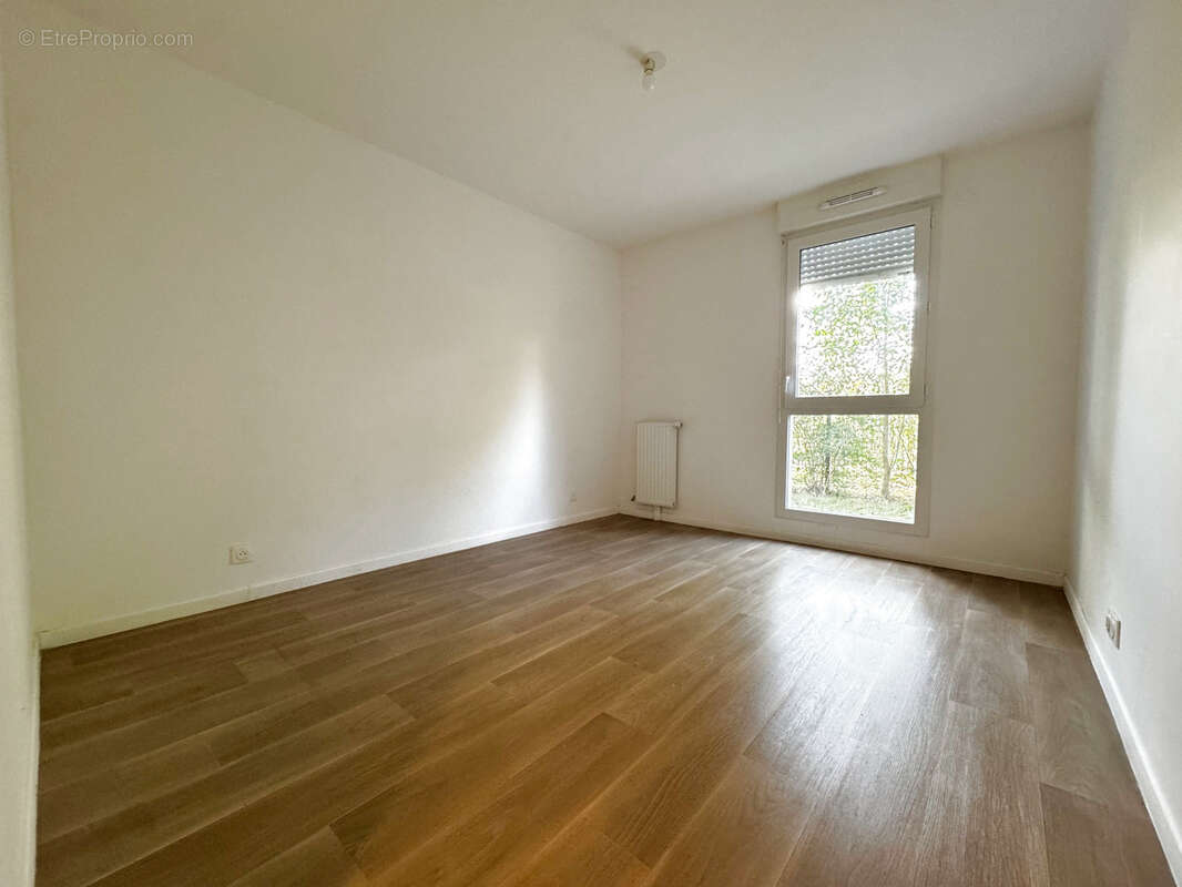 Appartement à LOUVRES