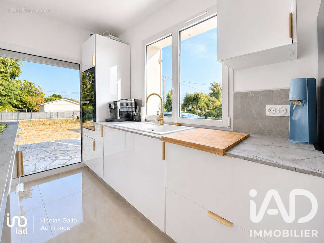 Maison 87 m² à Espiet  - photo 5