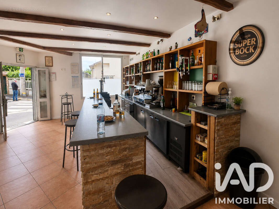 Commerce 162 m² à Sartrouville  - photo 4