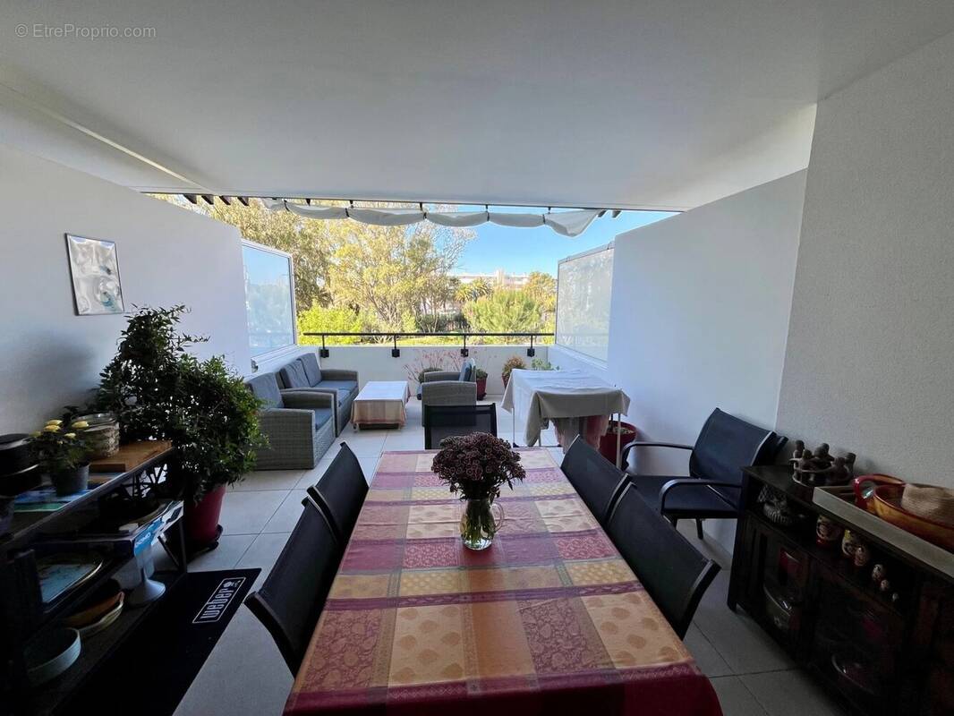 Appartement à HYERES