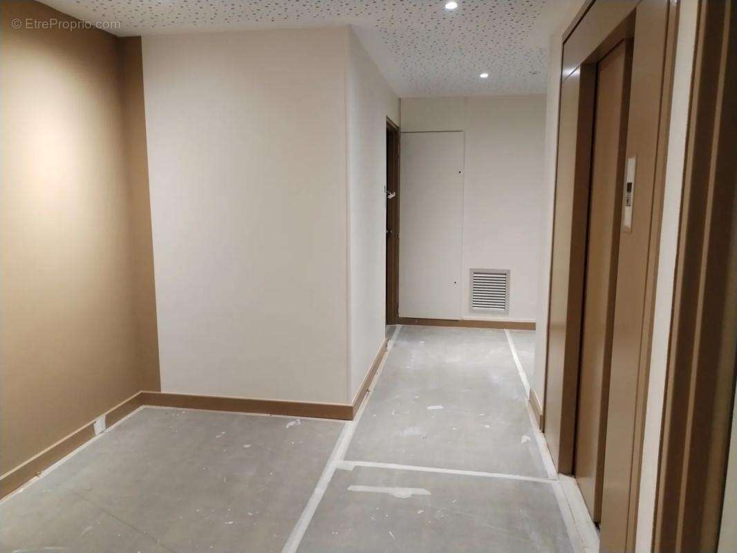 Appartement à VELIZY-VILLACOUBLAY