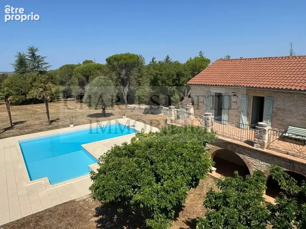 Authentique propriété en pierre avec piscine et dépendances sur 36 hectares, nichée sur les hauteurs de Cahors - photo 27