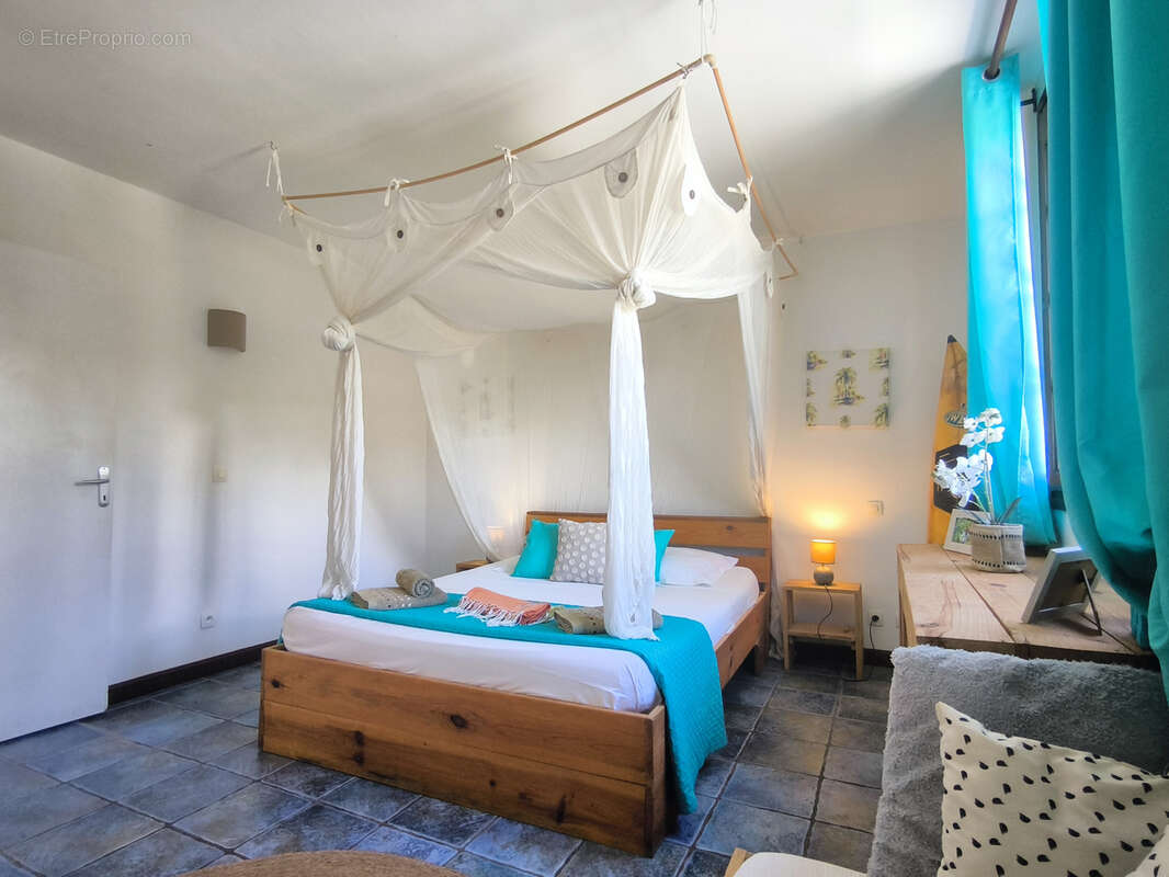 Maison à SAINTE-ANNE