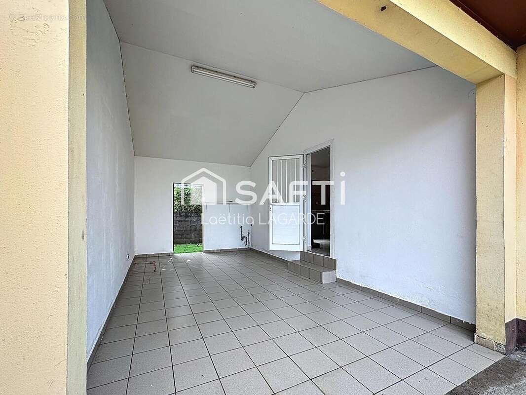 Photo 6 - Maison à SAINT-BENOIT