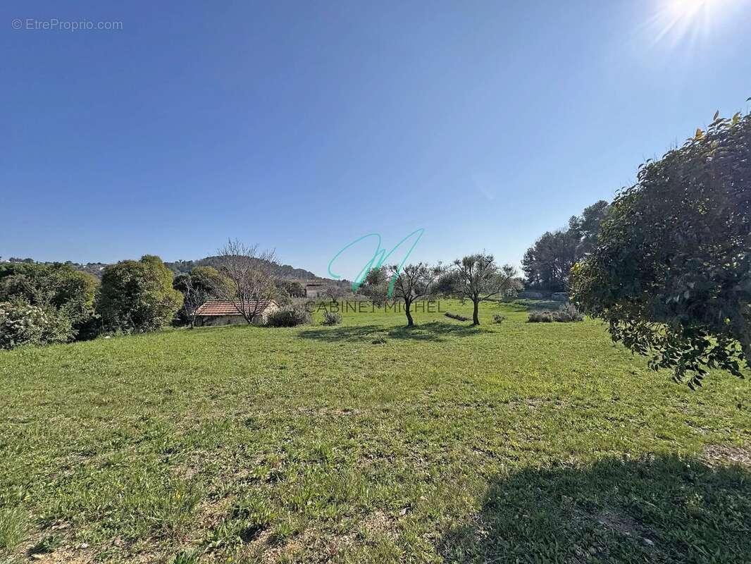 Terrain à GRASSE