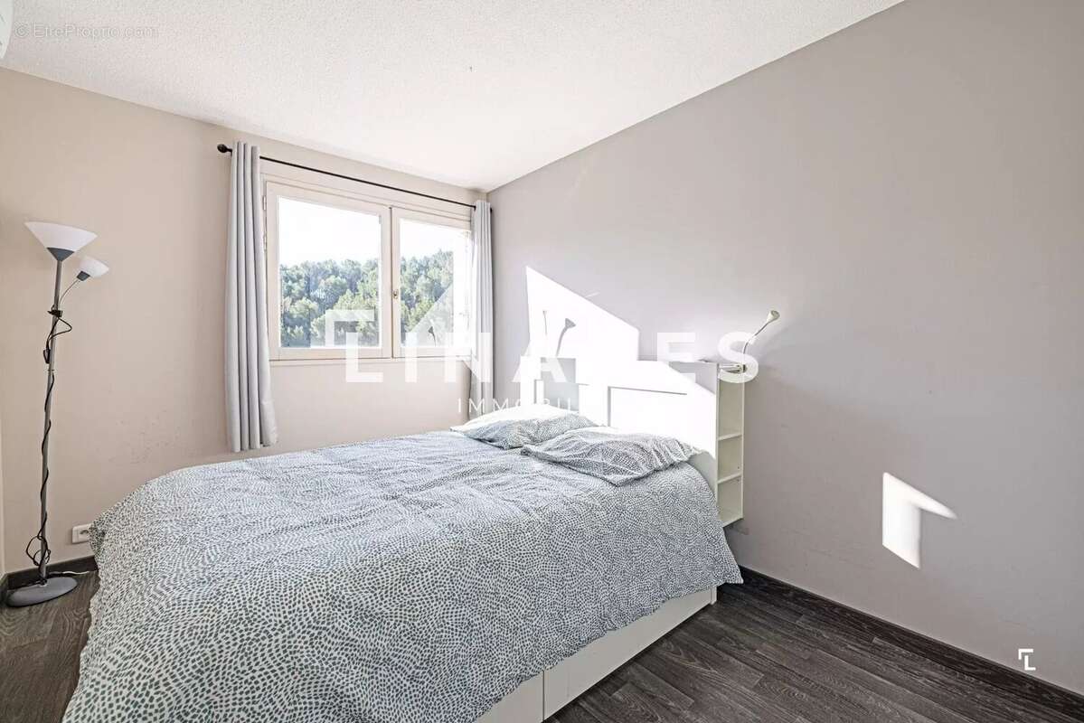 Appartement à MARSEILLE-9E