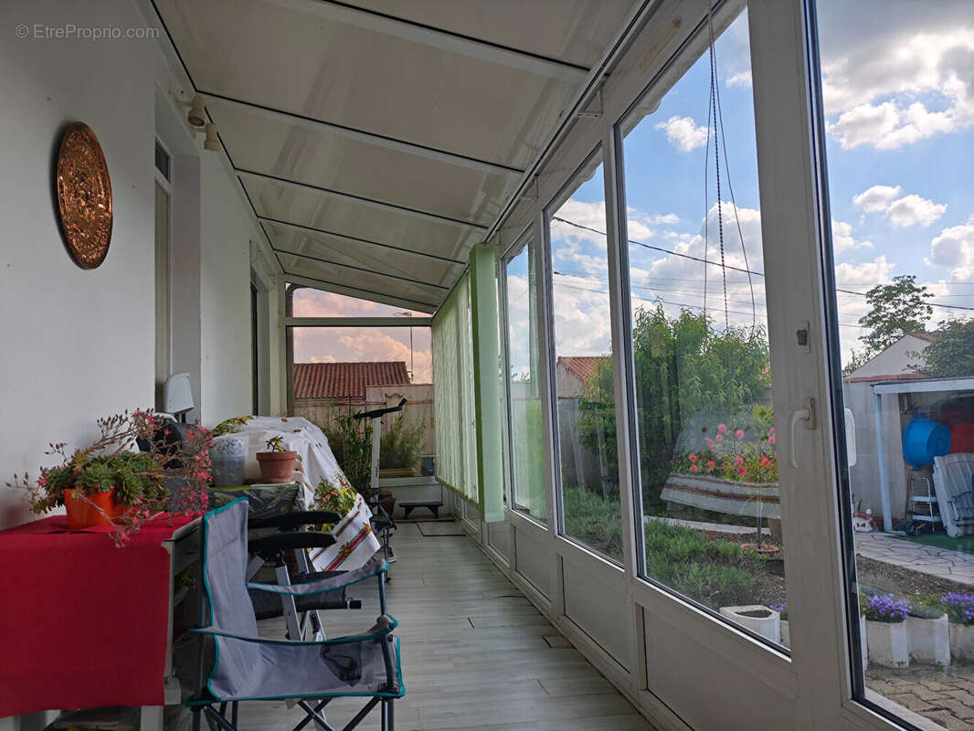Maison à TONNAY-CHARENTE