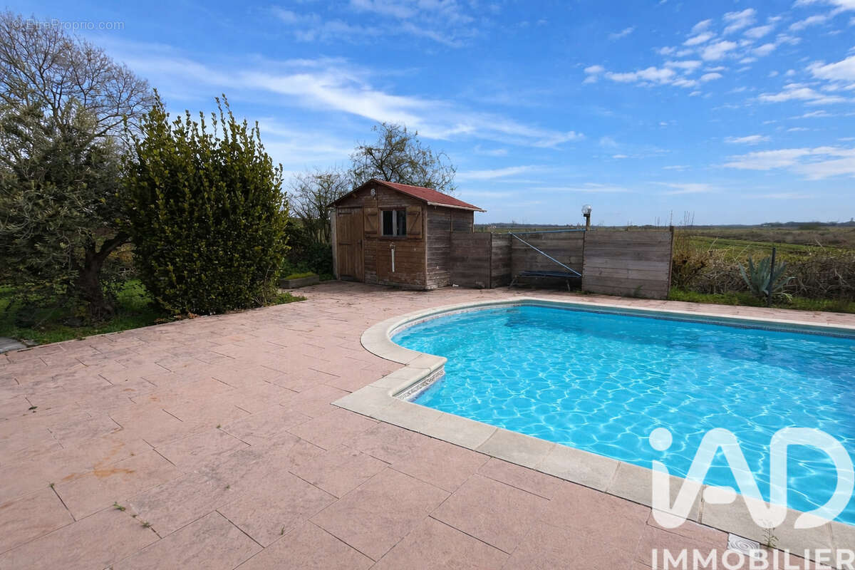 Photo 2 - Maison à LE GUE-DE-VELLUIRE