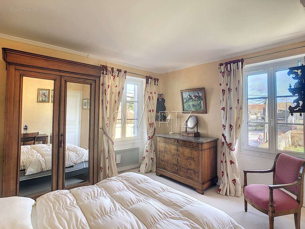 Située au coeur d'un village de pierre du Vexin - photo 8