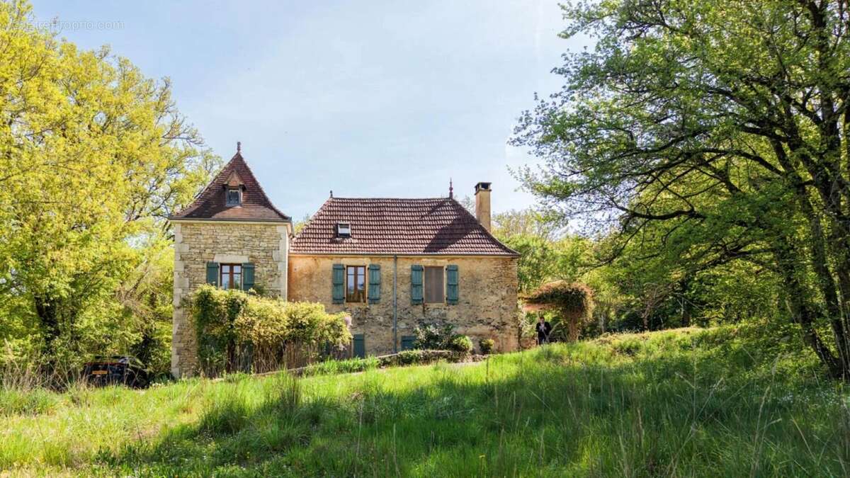 Maison à GOURDON