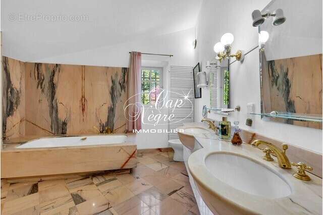 Maison à DRAGUIGNAN