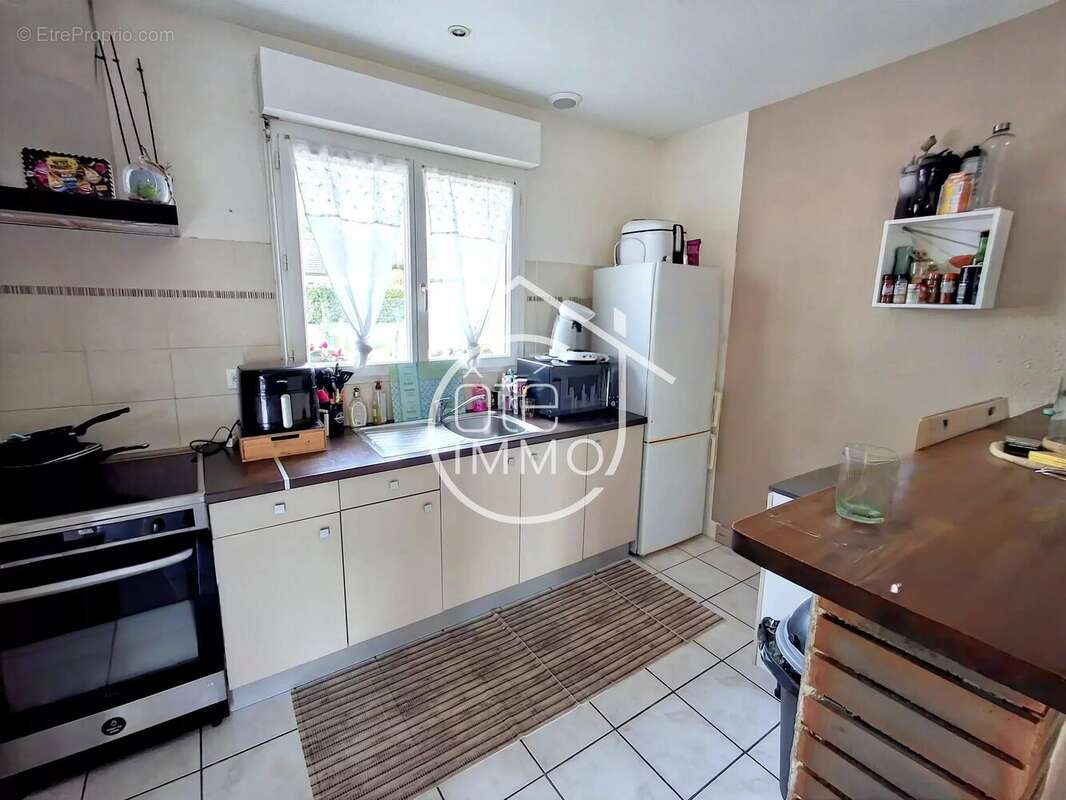 PRIGONRIEUX : Maison de 85m² avec jardin idéal  pour projet locatif - photo 4