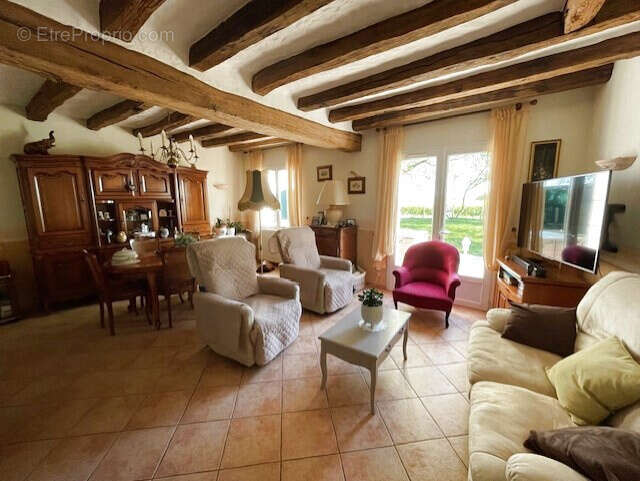 Maison à MARRAY