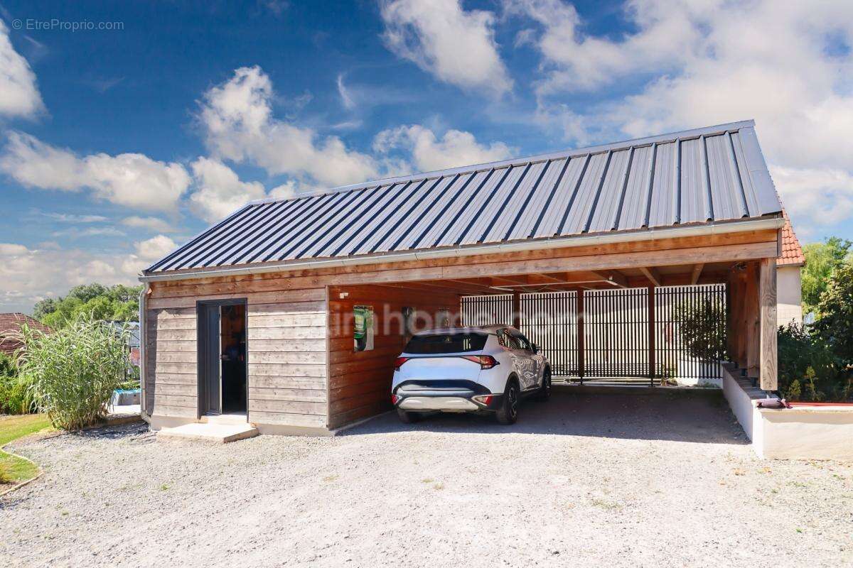 Maison de Charme - 132 m² - 6 pièces - 4 Chambres - Carport Double - Terrain 1256 m² -SAINT HILAIRE LA TREILLE (87) - photo 29