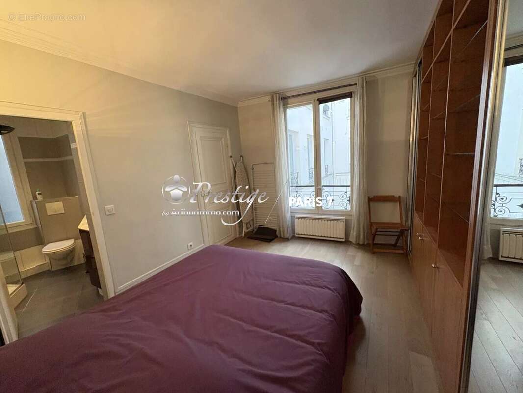 Appartement à PARIS-3E