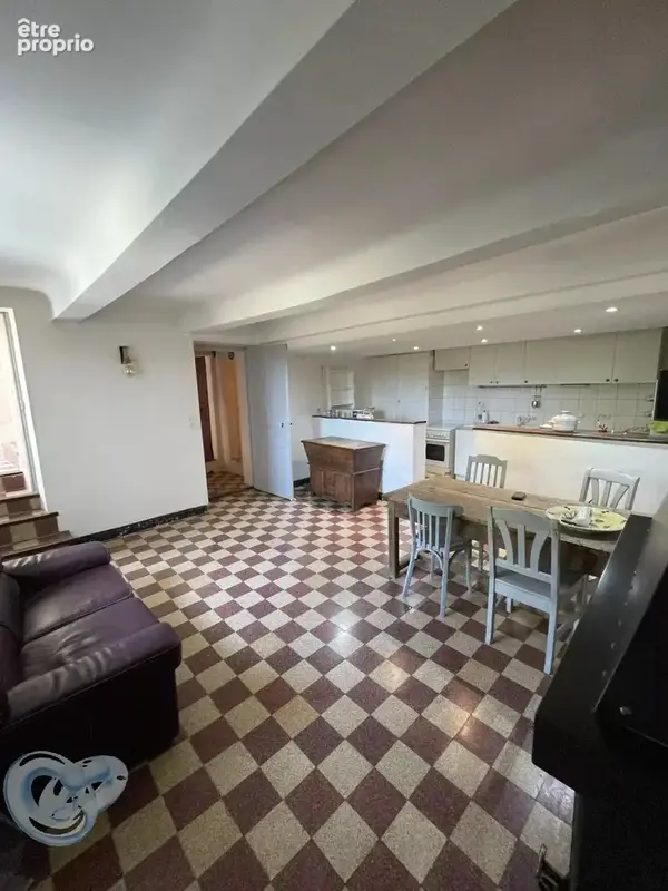 A VENDRE - Charmante maison de village en viager - à ST CHRISTOL (84) - photo 6