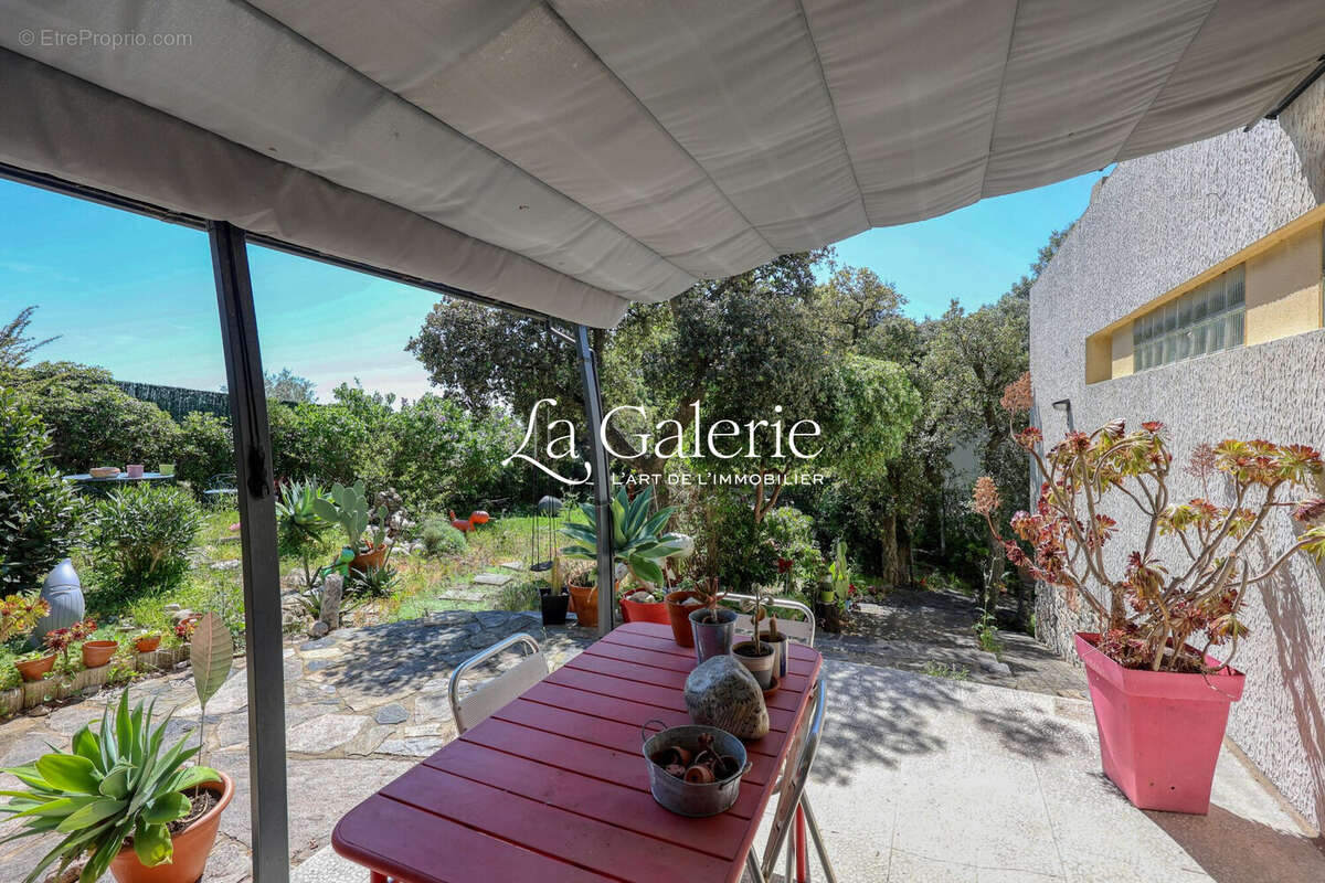 Maison à HYERES