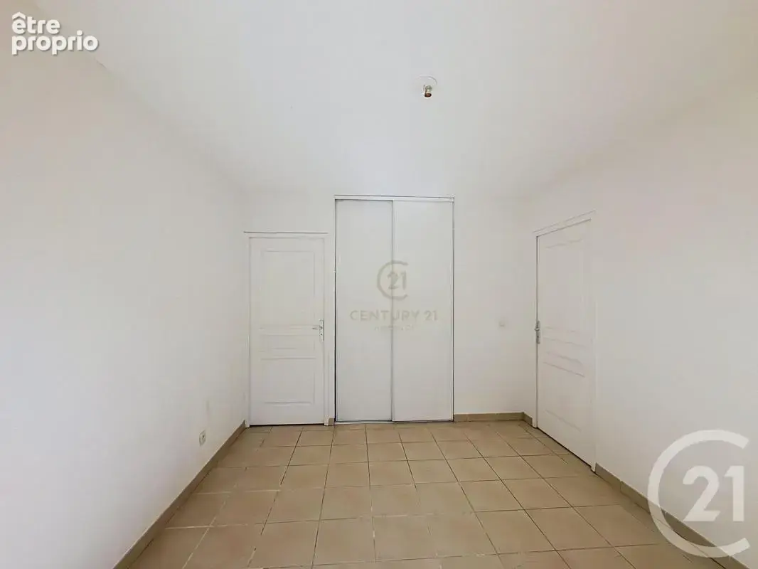 Appartement 2 pièces 41 m² à vendre à Lyon-8e (69008) - photo 3