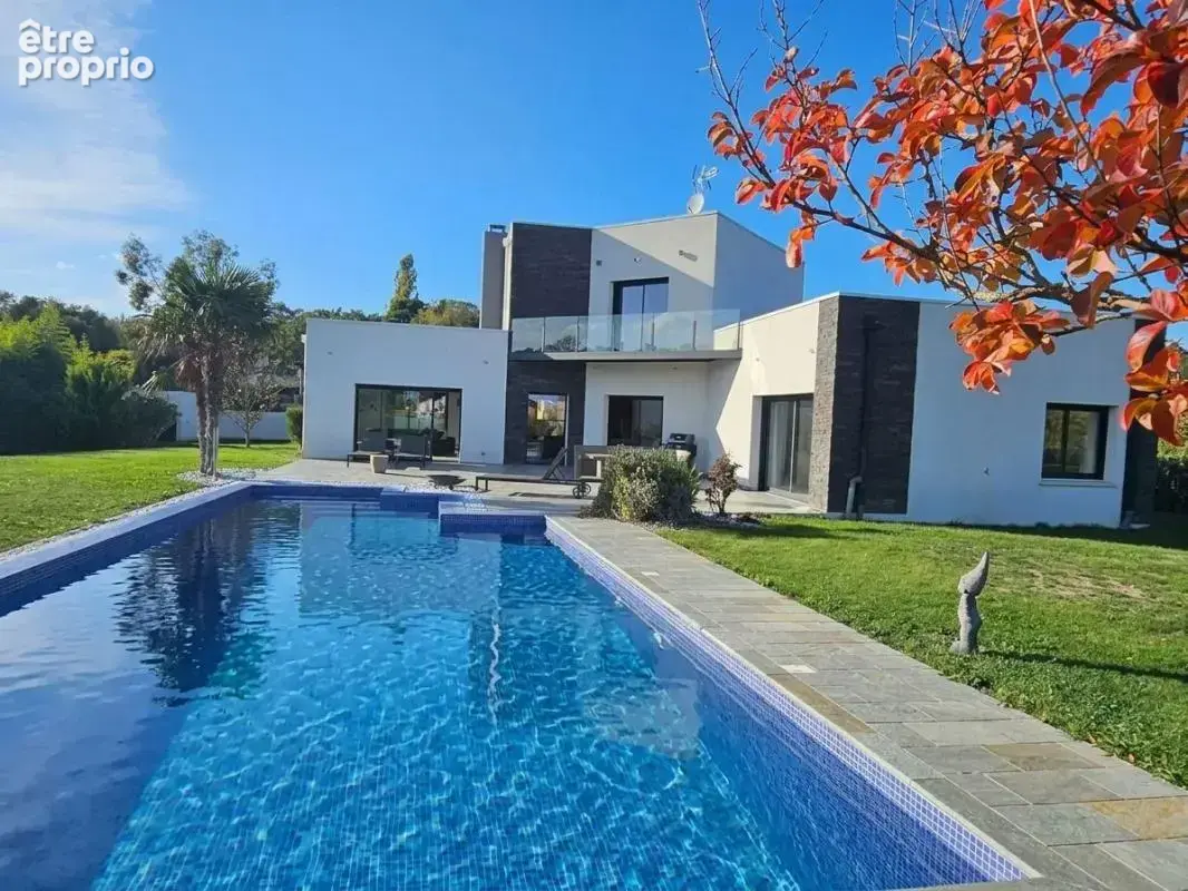 Photo Maison à Leguevin au prix de 715 850€