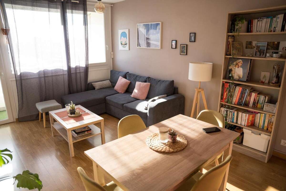 Photo 2 - Appartement à CAEN