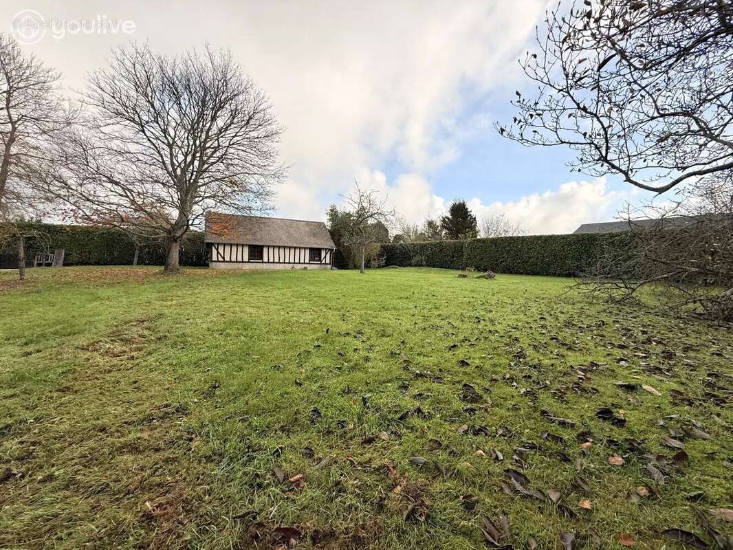 Maison à SAINT-RIQUIER-ES-PLAINS