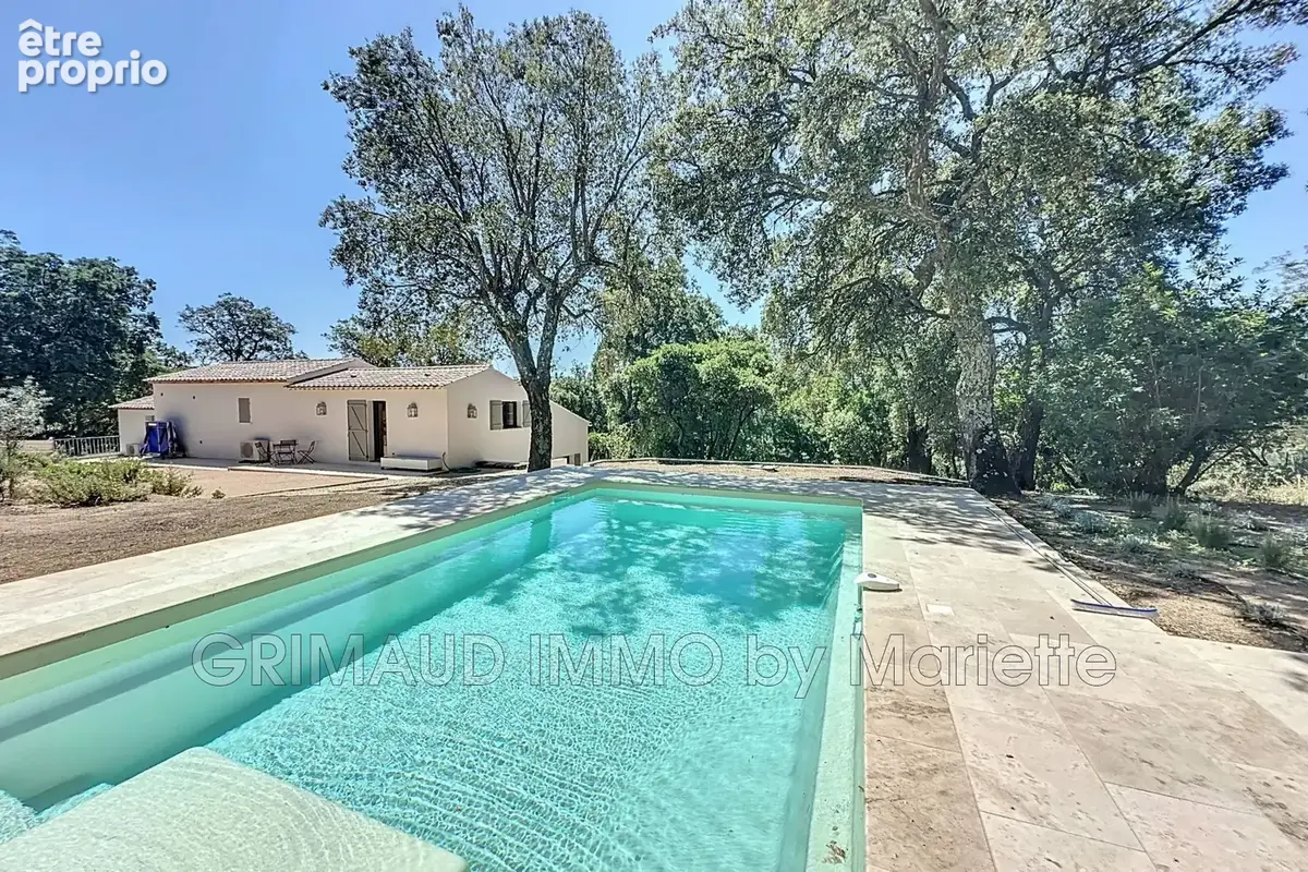 Maison à LA GARDE-FREINET