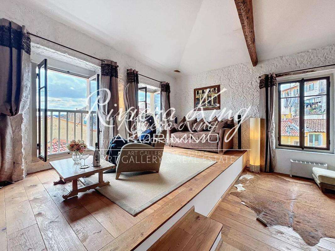 Appartement à VILLEFRANCHE-SUR-MER