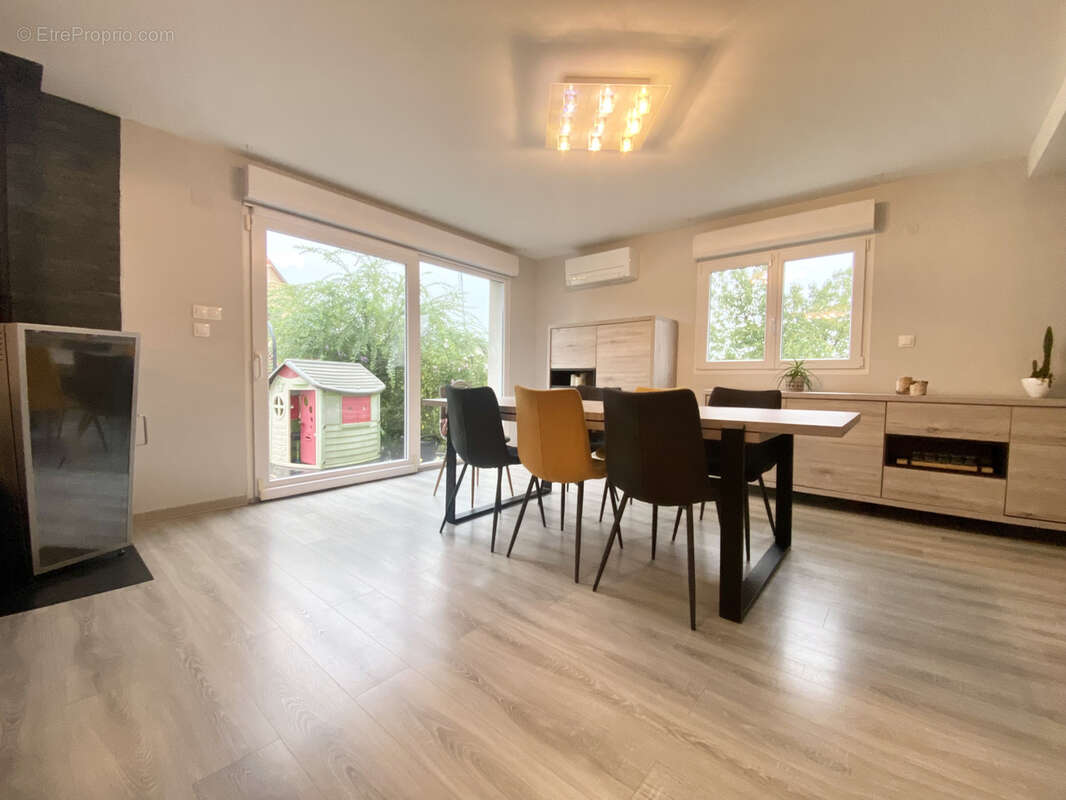 Maison à WALTENHEIM-SUR-ZORN