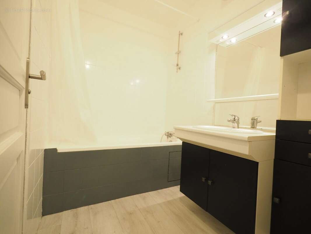 Appartement à BOIS-D'ARCY