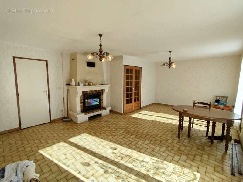 Maison à vendre 4 pièces ARROU (28) - photo 3
