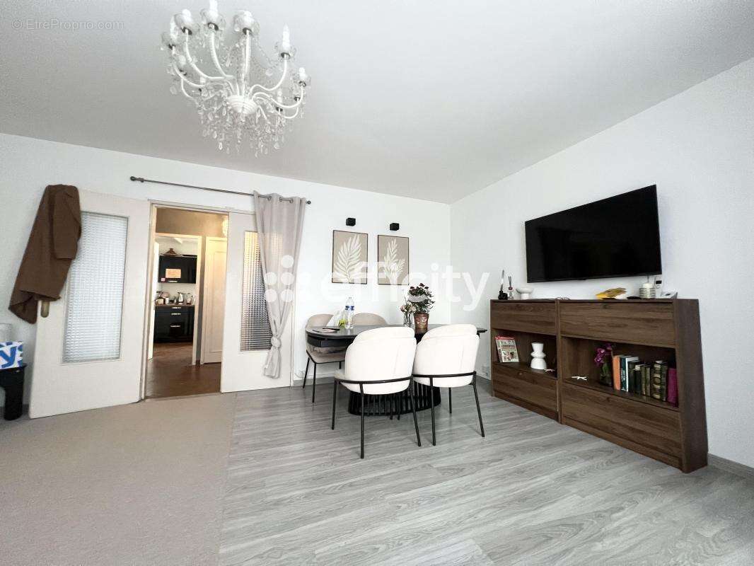 Appartement à JOUE-LES-TOURS