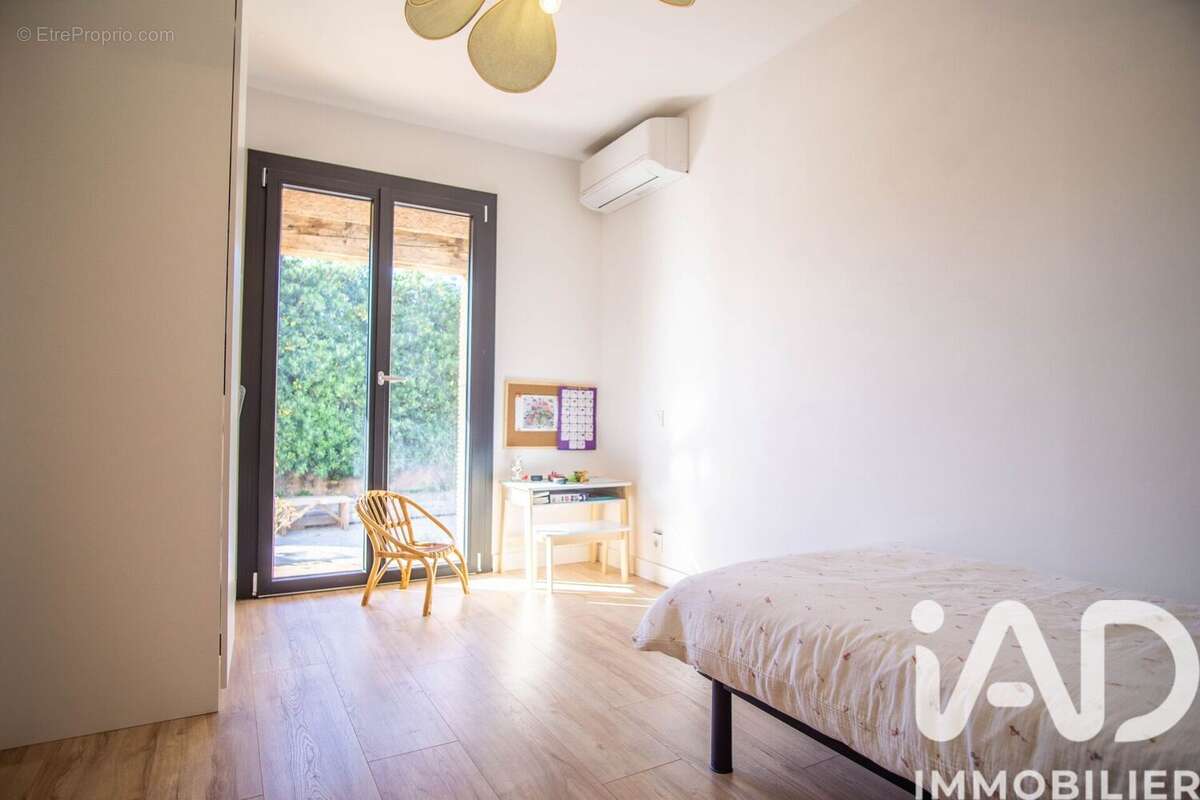 Photo 5 - Appartement à PUGET-SUR-ARGENS