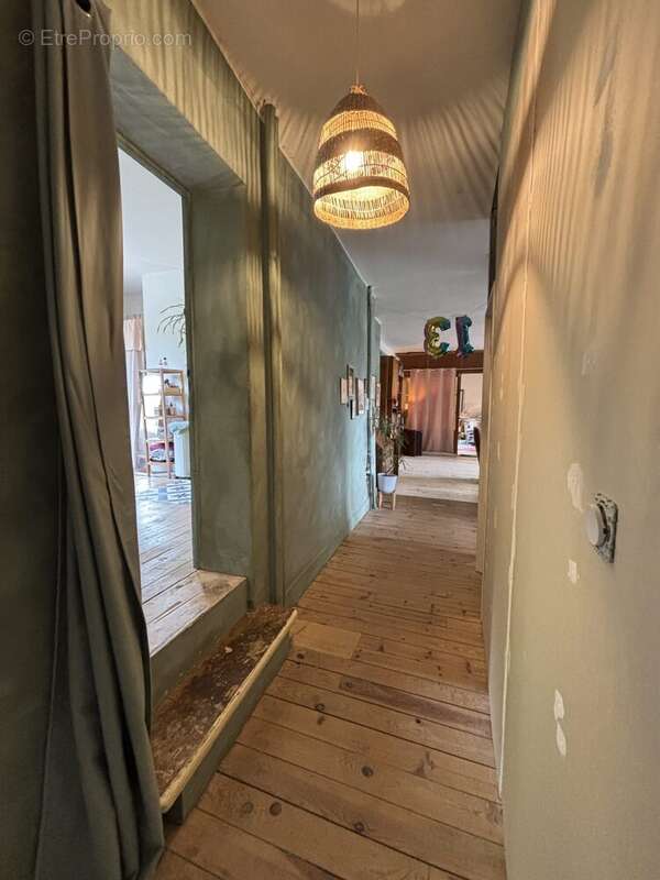 Appartement 447 m² à Recoubeau-Jansac  - photo 7