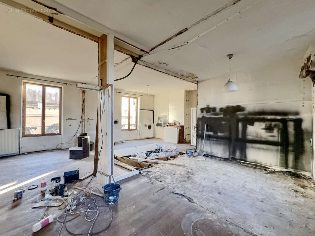 Appartement à MOULINS