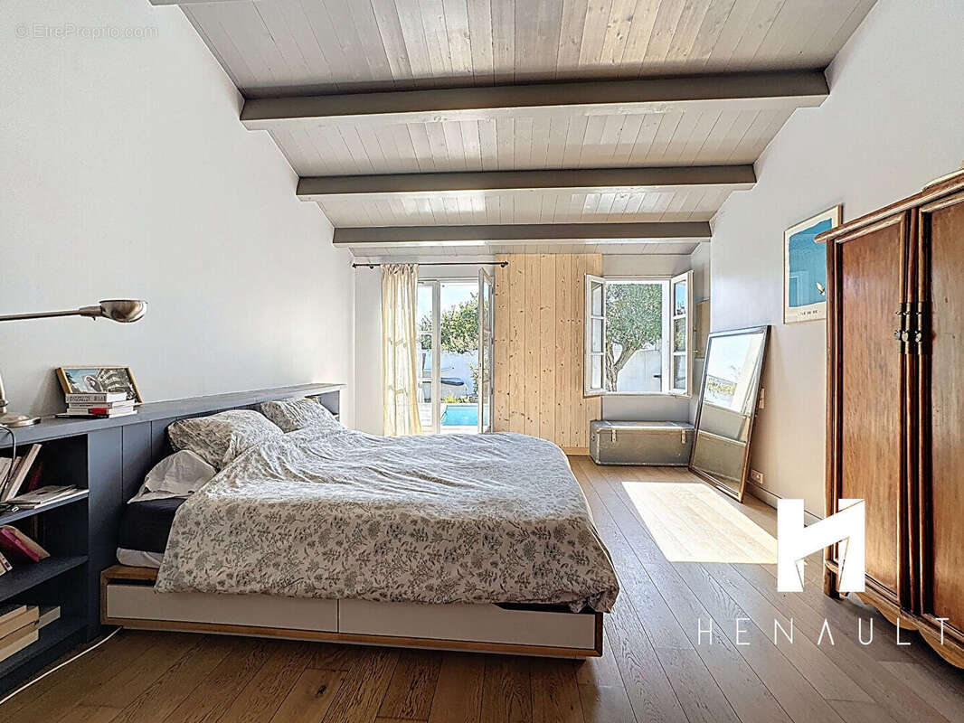 Maison à SAINT-CLEMENT-DES-BALEINES