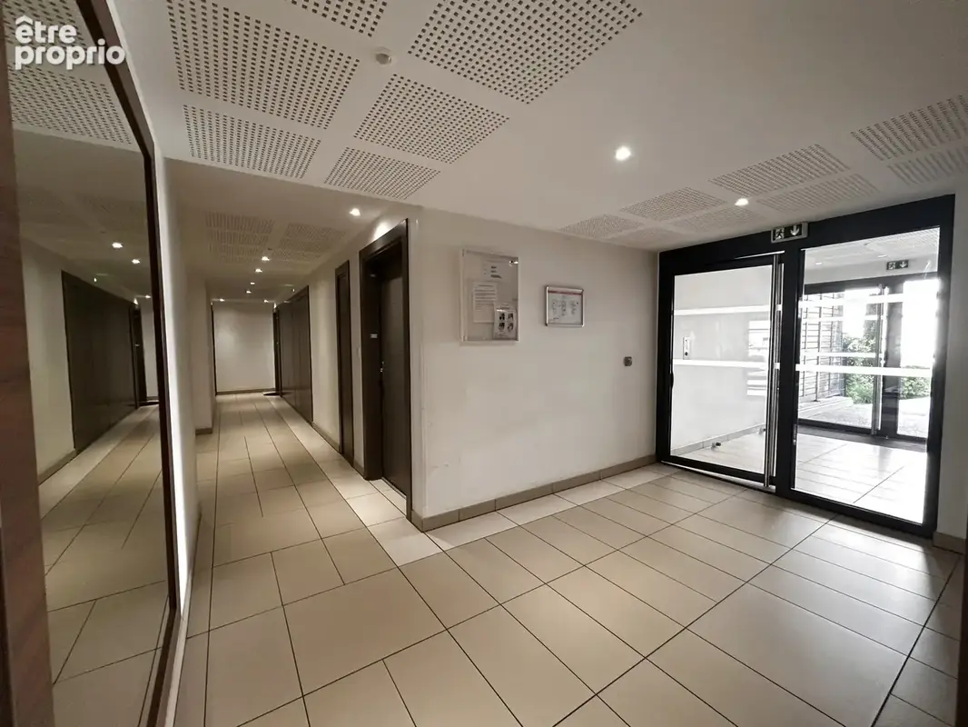 T3 + parking sous sol + terrasse 24m2 -250 chemin de Château Gombert 13013 Marseille - photo 12