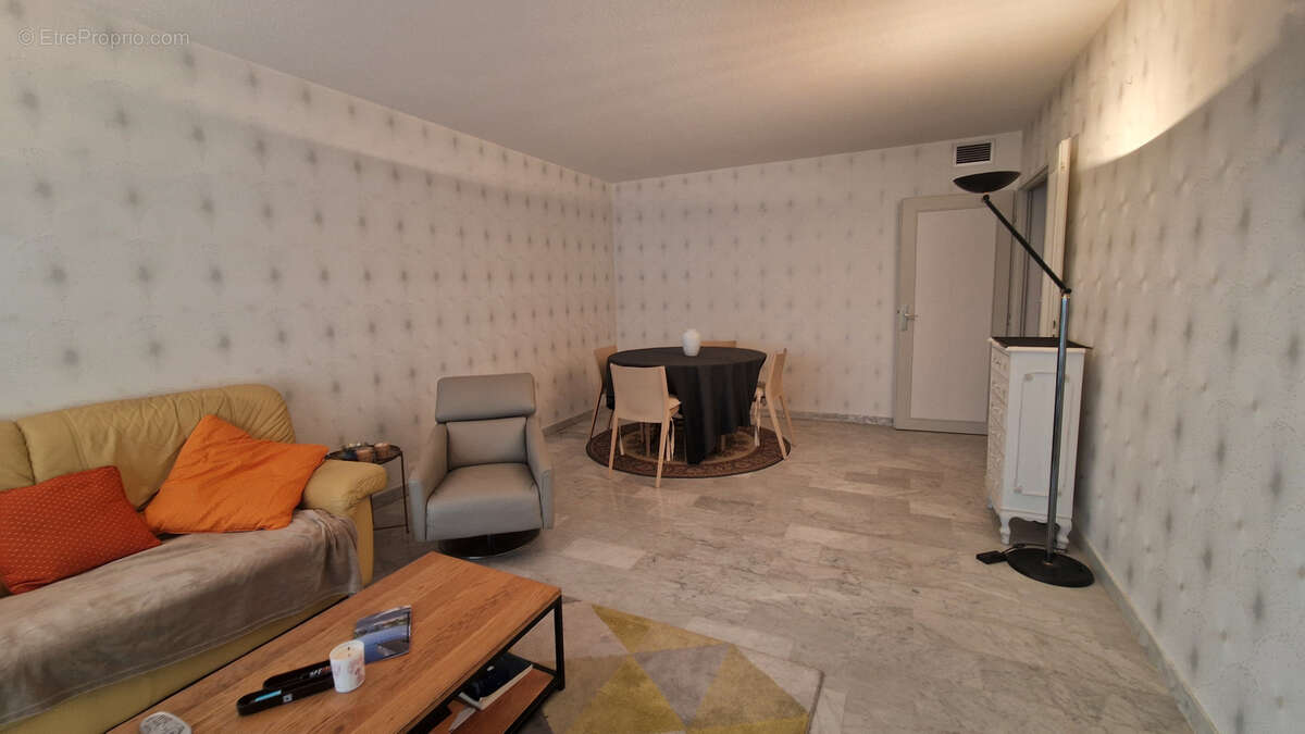 Appartement à SAINT-RAPHAEL