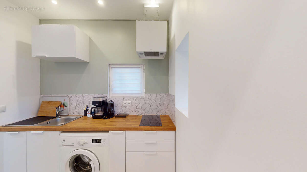 Appartement à SAUSSET-LES-PINS