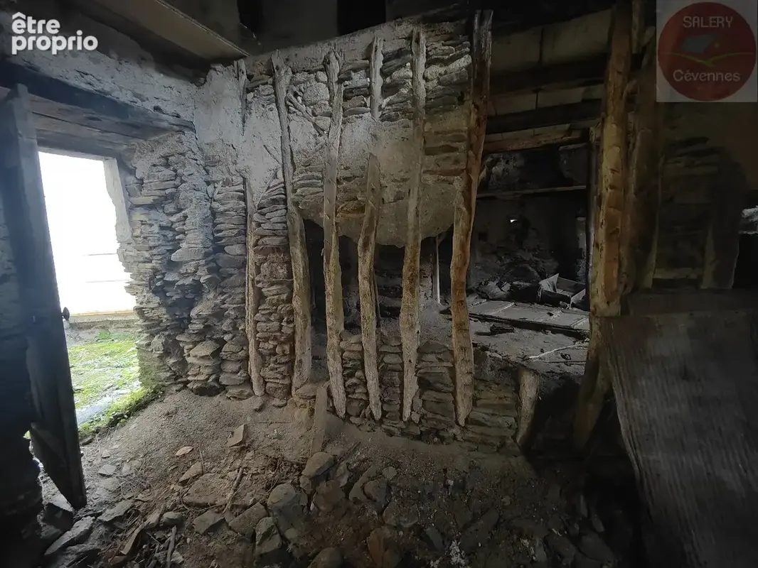 Maison en pierre à rénover - photo 4