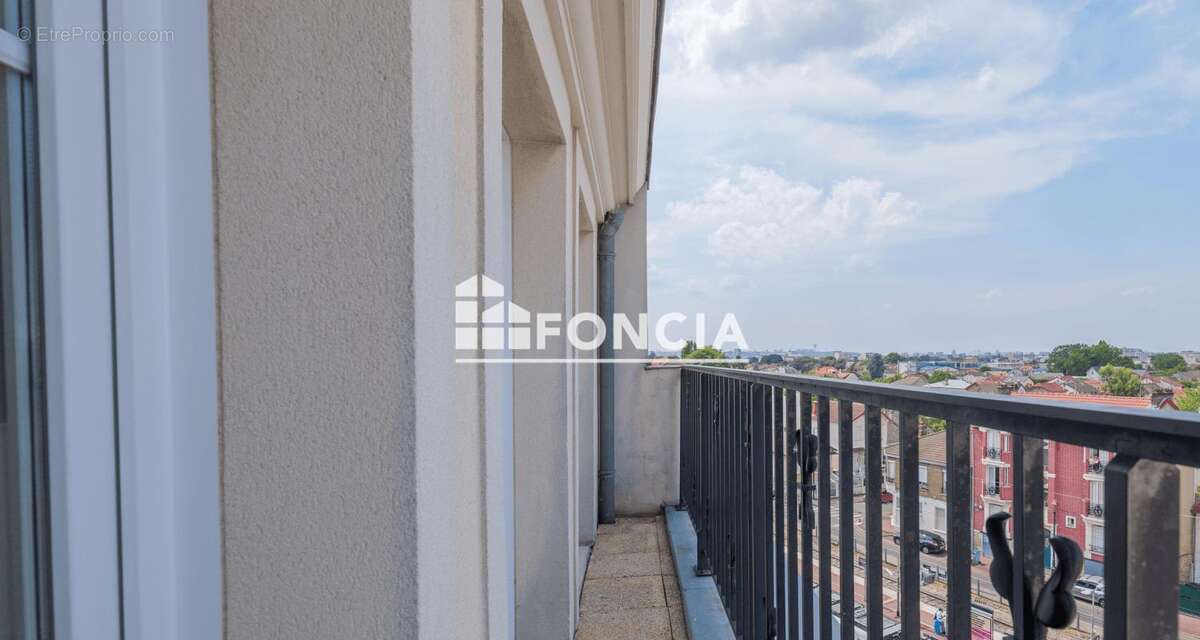 Les pavillons sous bois -duplex t2 – dernier étage avec balcon, parking et cave - photo 6