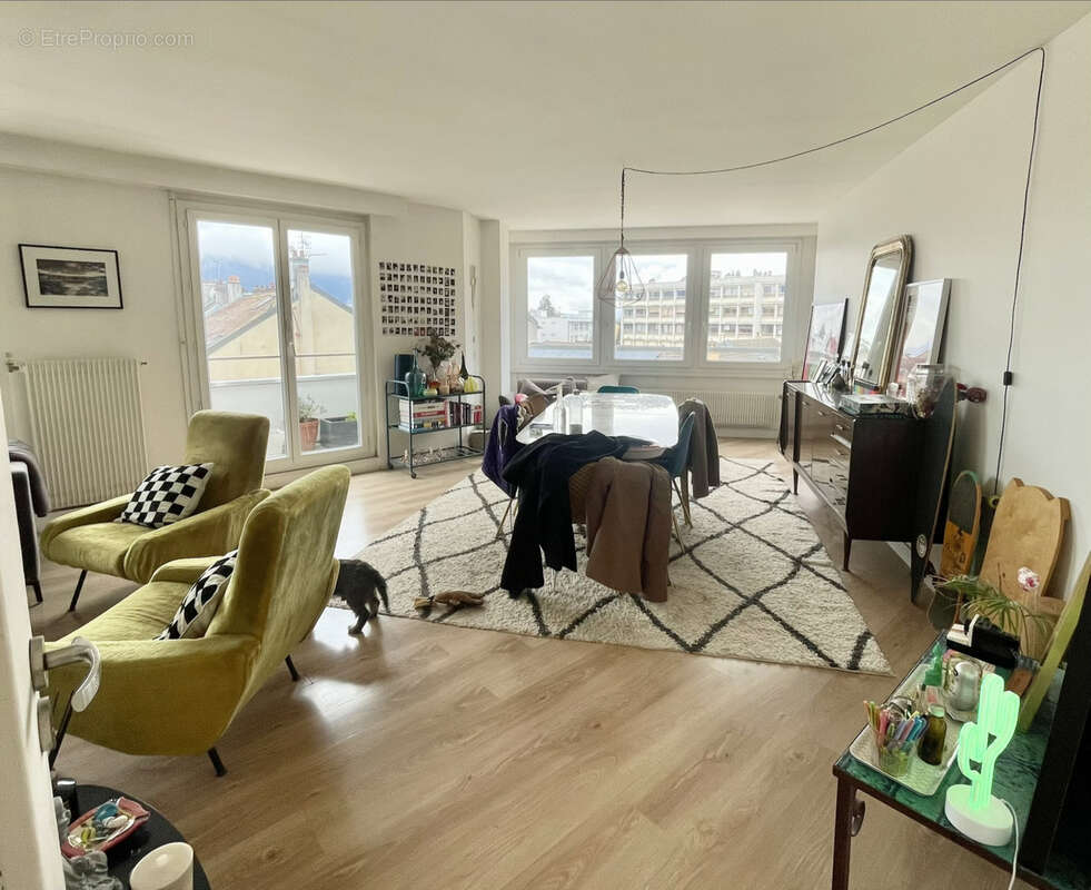 Appartement à ANNEMASSE