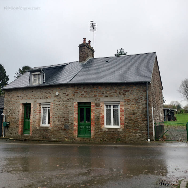 Maison à VILLEDIEU-LES-POELES